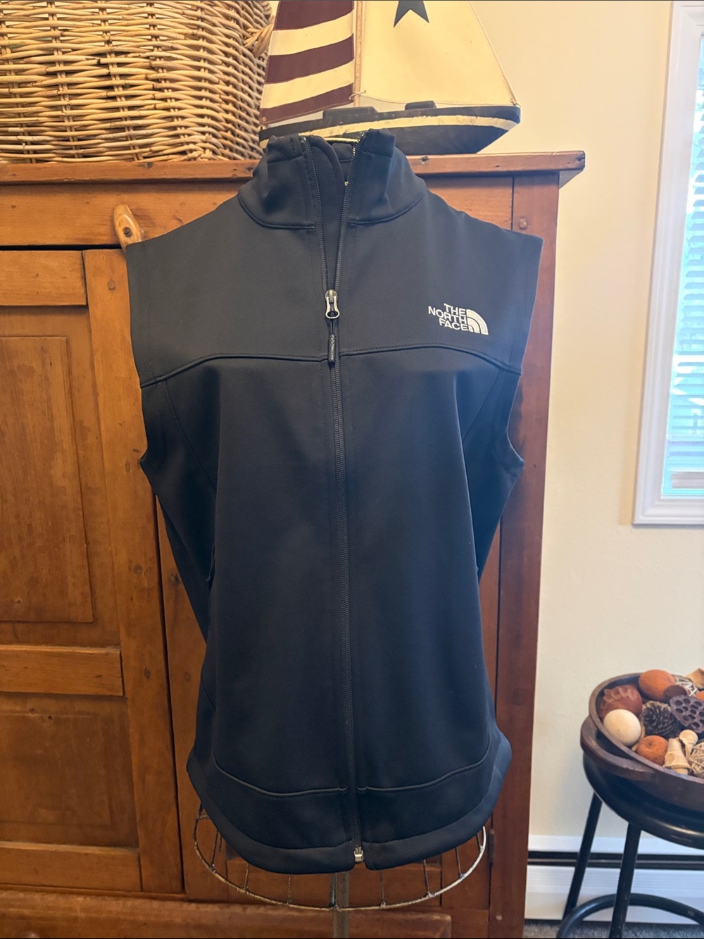 Men’s The North Face Black Vest Full Zip